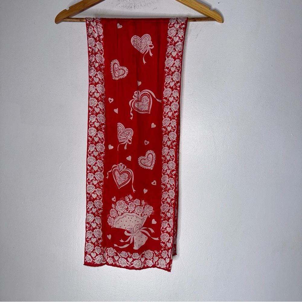 Vena Rectangle Silk Scarf‎ Heart And Roses Red And White Rolled Edges